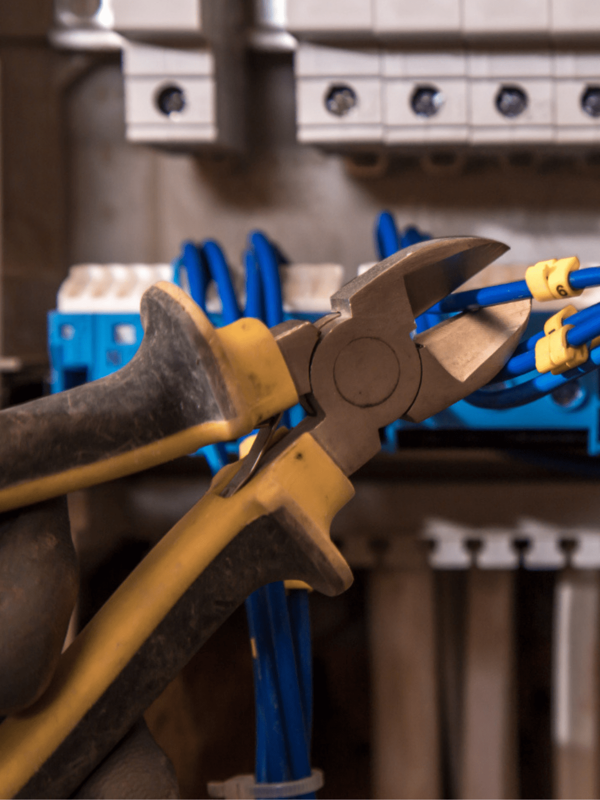 alquiler de equipos de electricidad